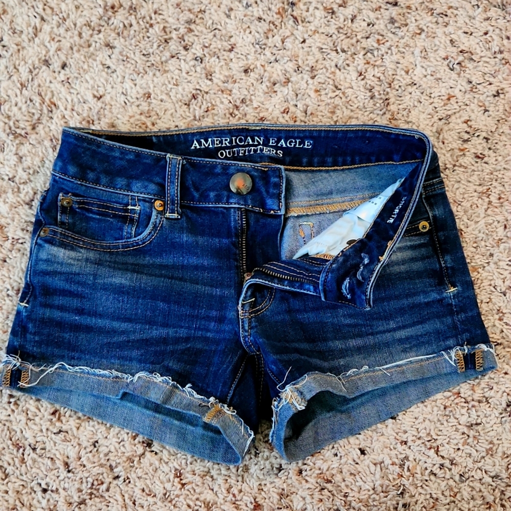 American Eagle denim shorts, sz 00